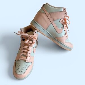 Nike Women's Sneakers - Peach and Cream